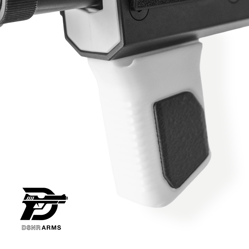 MLOK ANGLED GRIP - STORMTROOPER WHITE